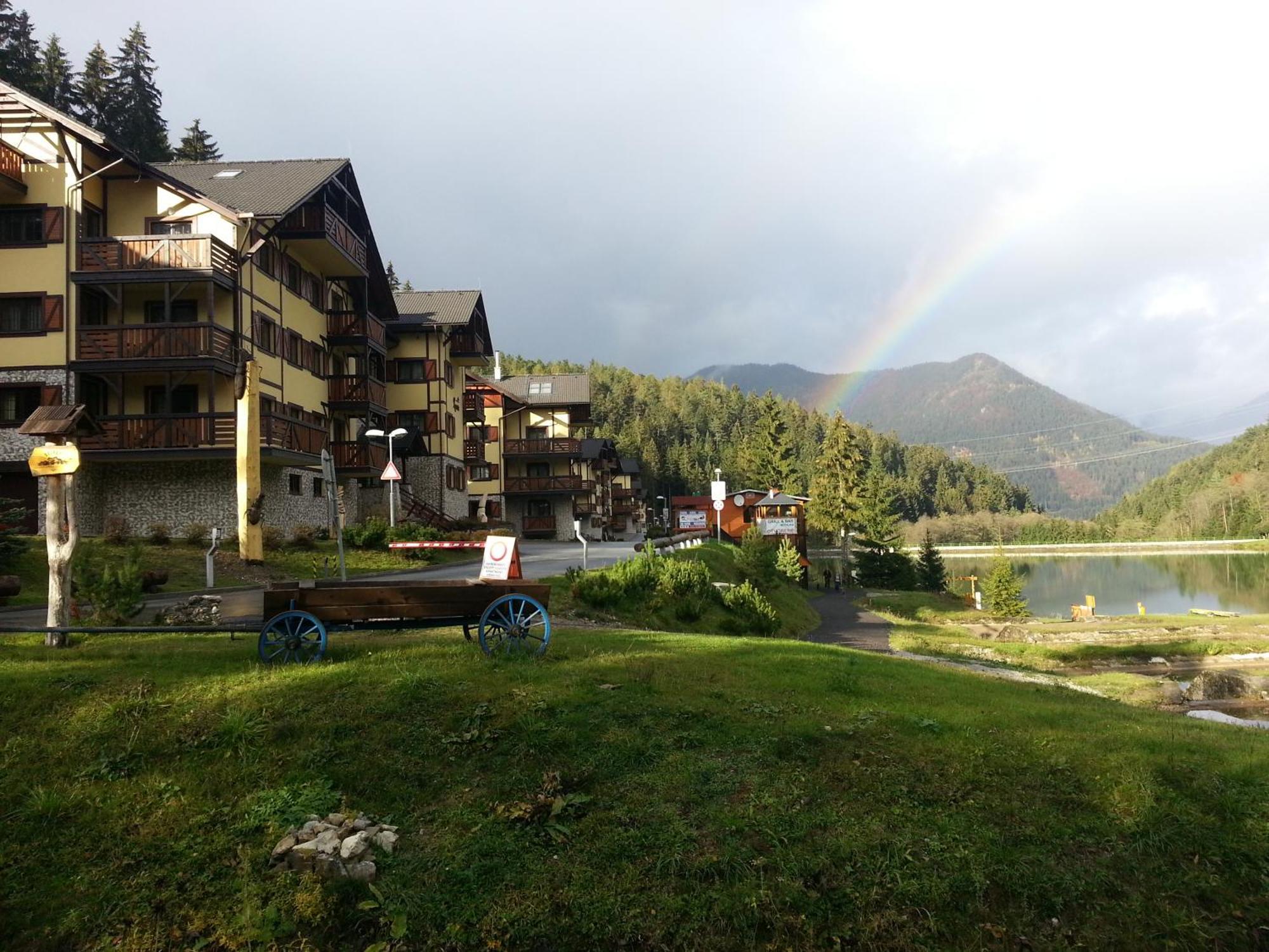 Apartmany Hrabovo รูชอมแบรอค ภายนอก รูปภาพ